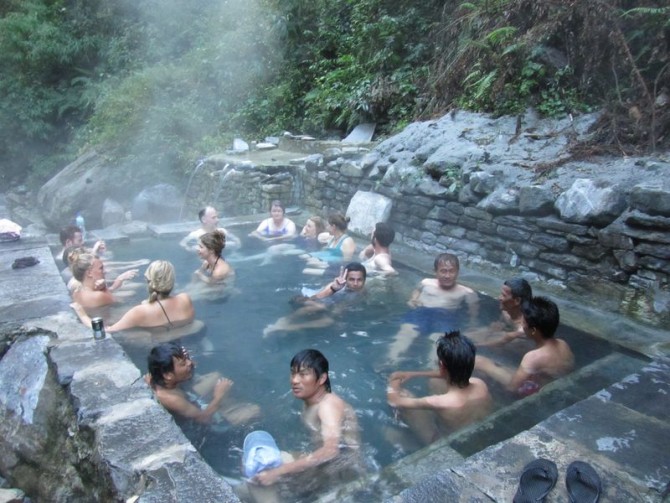 poon-hill-hot-spring-trekking